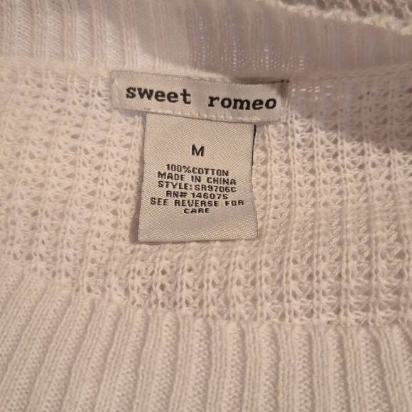 Sweet Romeo Womens White Waffle Knit Sweater Size Medium NWOT‎ - Picture 3 of 4